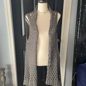 Gray vest sweater/ cardigan 🖤